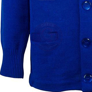 Pull en acrylique tricoté bleu roi pour femme SGR avec logo Sigma Gamma brodé jaune, col en V boutonné, manches longues, style universitaire - Product Image 5