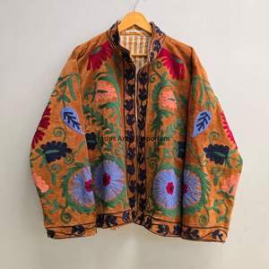 Chaqueta de algodón Suzani hecha a mano en India, chaqueta corta bordada a mano, abrigo unisex, chaqueta corta Suzani hecha a mano - Product Image 6