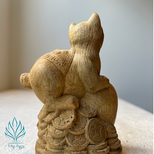 Statue du Zodiaque Asiatique en Bois d'Agar, Sculpture de Chat Faite à la Main, Forme Compacte, Design Feng Shui, Ornement de Salon, Vente en Gros - Product Image 3