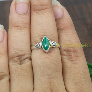 แหวนมาร์ควิสมาลาไคต์ธรรมชาติ เงินแท้ 925 แหวนพลอยสีเขียวทรงใบไม้ งานแฮนด์เมด ดีไซน์สวยงาม เครื่องประดับชั้นดี สำหรับผู้หญิงและผู้ชาย - Product Image 4