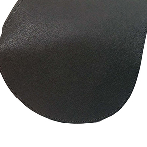 Silla de polo de cuero duradero para equitación, asiento deportivo equilibrado diseñado para un control estable, entrenamiento y comodidad. Silla de Polo. - Product Image 5