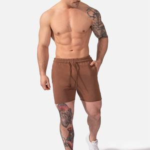 กางเกงขาสั้นสตรีทแวร์สไตล์ Y2K สำหรับผู้ชาย ผ้าฝ้าย 100% เนื้อเฟรนช์เทอร์รี่ ผ้าฟลีซ เอวยางยืดพร้อมเชือกผูก เหมาะสำหรับใส่ไปเที่ยวทะเลในฤดูร้อน พร้อมโลโก้แบบกำหนดเอง - Product Image 2