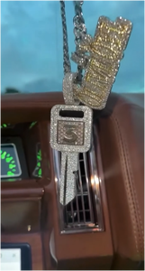 Colgante de llave de coche con diseño único, estilo Hip Hop, con incrustaciones de Moissanita, en plata de dos tonos, con logotipo personalizado, joyería para hombre estilo rapero - Product Image 2