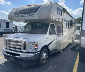 Autocaravanes de luxe Coachmen LEPRECHAUN 319MB d'occasion 2023 2024 2025 - Product Image 4