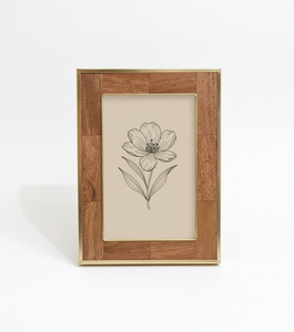 Cadre photo en teck fait main avec bordure dorée, design léger et élégant pour format A4, à poser sur table ou à accrocher au mur, décoration pour la maison et le bureau - Product Image 3