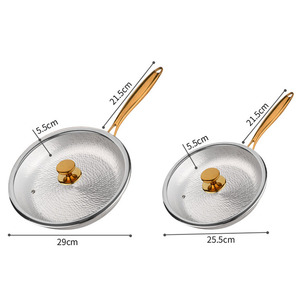 Juego de ollas y sartenes de lujo de 8 piezas de titanio puro martillado, sin recubrimiento, antiadherentes, con elegantes asas doradas - Product Image 4