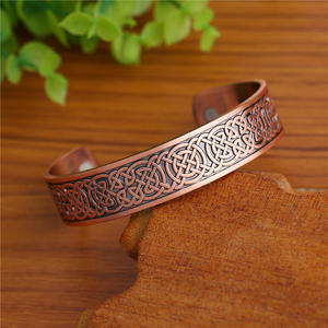 Bracelet en cuivre de haute qualité, fait main, élégant, idéal pour les fêtes. Achetez auprès d'un fabricant exportateur indien. - Product Image 3