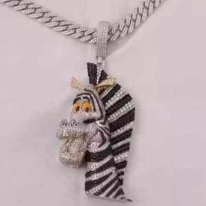 Colgante Personalizado de Plata de Ley 925 con Diamantes de Moissanita Estilo Hip Hop Iced Out, Diseño Zebra Estético y Atrevido - Product Image 1