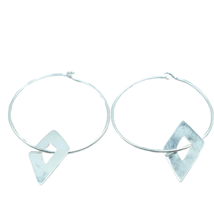 Pendientes de Aro Triangulares Geométricos de Plata de Ley 925, Pendientes de Aro de Plata Hechos a Mano, Amuleto Triangular, Joyería de Estilo Bohemio, Regalo para Mujer - Product Image 1