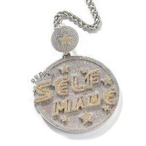 Collar de Moissanita de Lujo Más Vendido con Cadena Cubana para Fiestas y Estilo Urbano Diario, Disponible para la Venta - Product Image 5