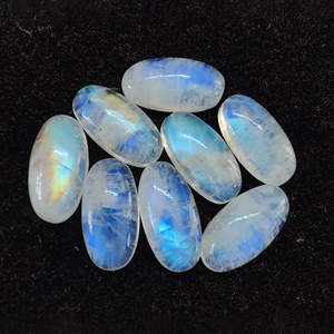 Piedra de Luna Arcoíris Natural, Cabujón de Forma Ovalada con Reverso Plano, Gema Calibrada con Destello Azul, Disponible en Todos los Tamaños - Product Image 3