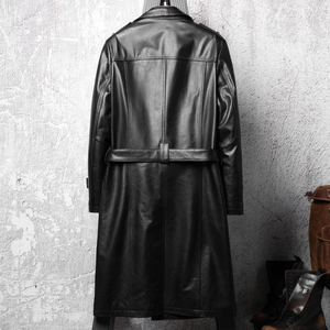 Manteau long en cuir pour homme de haute qualité, style décontracté, avec finition douce au toucher, look tendance pour l'hiver, vêtement d'extérieur contemporain. - Product Image 2