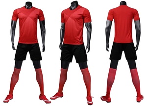 Ensemble d'uniformes de football personnalisables de haute qualité, respirants et légers pour adultes unisexes - Product Image 4