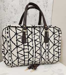 Bolso Tote Geométrico Jacquard con Correa de Hombro Desmontable, Cierre de Cremallera, Portátil, para Compras y Viajes Diarios - Product Image 3
