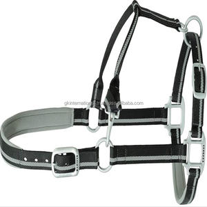 Cabestro de nailon de dos tonos con acolchado ligero y cómodo y costuras duraderas, y artículos ecuestres para carreras de caballos. - Product Image 1