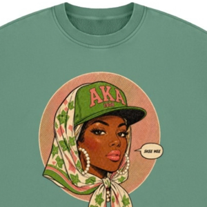 Sudadera Gráfica Verde de Manga Larga para Mujer AKA Cover Girl, Estilo Casual Inspirado en la Hermandad, Moda Urbana - Product Image 5