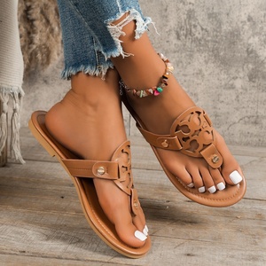 YESTEEM Nuove Ciabatte Estive Alla Moda con Punta Incisa, Comoda Soletta in PU, Suola Morbida con Design Traforato, Tendenza Moda Piatta - Product Image 3