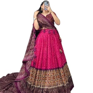 Heavy Print Bandhej et ajarakh imprimé tussar soie lehenga choli femmes mariage - Product Image 1