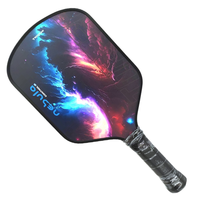 Balles de squash entièrement personnalisables OEM ODM Pro Edition, avec grip en PU premium, noyau en polymère alvéolé et face en fibre de carbone pour pickleball