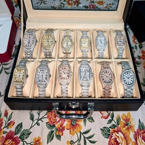 Montre automatique mécanique pour homme de style luxueux, argentée, avec cadran pavé de cristaux, bracelet en acier inoxydable, affichage des chiffres romains - Product Image 3