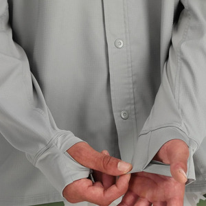 Chemise boutonnée de pêche personnalisée à manches courtes UPF 50 pour hommes Chemises de pêche à séchage rapide pour la chasse en plein air pour hommes - Product Image 3