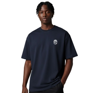 Camiseta de Manga Corta Oversize para Hombre, Color Azul Marino, Logotipo Minimalista en el Pecho, Cuello Redondo de Algodón, Estilo Casual Urbano, Venta al Por Mayor OEM - Product Image 6