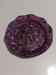 Assiette en résine d'art populaire ILAHI - Motif simple, durable, idéale pour le service, les cadeaux et la décoration intérieure - Uttar Pradesh - Product Image 1