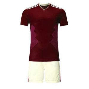 Ensemble de maillot de football pour homme orange, manches courtes, col rond, polyester respirant, uniforme toutes saisons, vêtements de sport pour adultes - Product Image 2