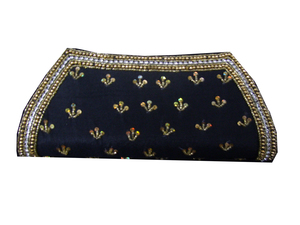 Pochette élégante en satin perlé pour soirée - Product Image 3