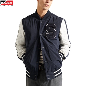 แจ็คเก็ตวาร์ซิตี้ผ้าซาติน Oem USA สำหรับผู้ชาย แจ็คเก็ตบอมเบอร์ ปักโลโก้ได้ตามต้องการ เสื้อผ้ากีฬาระดับพรีเมียม ขายส่งจากโรงงาน ราคาพิเศษ - Product Image 1