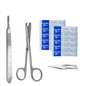 Ciseaux à sutures chirurgicales de qualité supérieure, 4,5 pouces, avec manche de scalpel et lames chirurgicales en acier inoxydable, instrument médical de précision - Product Image 1