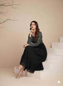 Robe Anarkali en soie de diamant de qualité supérieure, broderie et sequins, longueur au sol 56 pouces, entièrement cousue, tenue de soirée, vente en gros - Product Image 5