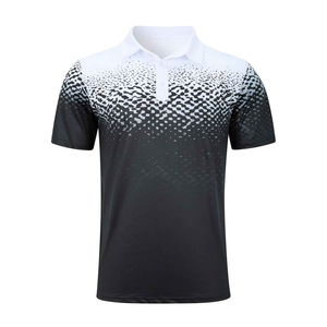 เสื้อกอล์ฟผู้ชายแบบลำลอง พิมพ์ลายซับลิเมชั่น แขนสั้น ระบายอากาศ แห้งเร็ว ดีไซน์สปอร์ต ทรงปกติ สีดำขาว - Product Image 1