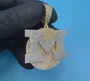 Colgante de letra M de moissanita con baño de oro de 18 quilates y plata de ley 925, estilo hip hop, para unisex. - Product Image 4
