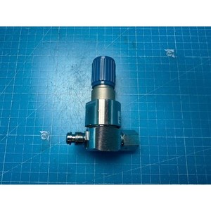 Vanne solénoïde miniature Parker SQ2MICRO302PFSMF 54011710 utilisée comme pièce détachée pour équipement semi-conducteur Legacy - Product Image 6