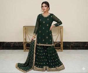 Collection Ssumaira : Nouvelle chemise en chiffon pur, magnifique et prête à porter, avec col brodé Kora Dabka et Gharara brodée. - Product Image 2