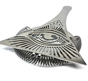 Colador de cócteles triangular plateado y llamativo con un diseño de ojo místico recortado. Disponible a precio de mayorista. - Product Image 1