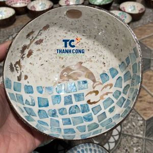 Cuencos de Cáscara de Coco Hechos a Mano de Alta Calidad, Fuente al por Mayor, Exportador Ecológico Marino de Delfines de Vietnam, Artículos Populares - Product Image 1