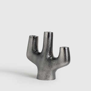 Support de bougie en aluminium martelé nickelé à 3 bras, personnalisable pour la décoration de la maison et de mariage, écologique et durable - Product Image 1