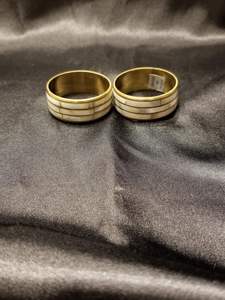 Handmade MOP Napkin Holders For Wedding Dinner <b>Festive</b> <b>Top</b> Demanded Napkin Ring Crystal Sea Shell Napkin Accessory For Tableware - Product Image 2