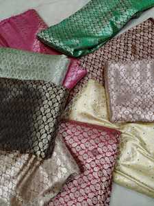 Tela brocada jacquard Banarasi - diseño floral con hilo zari - Product Image 1