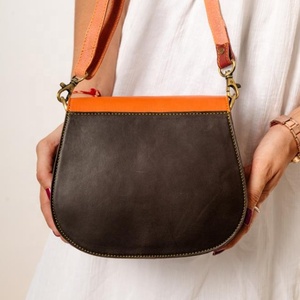 กระเป๋าหนังแท้สำหรับผู้หญิงทรงซองจดหมายแบบวินเทจสะพายข้างกระเป๋าถือสายเดี่ยวทรงตาข่ายคลัทช์แบบพกพาสำหรับฤดูหนาว - Product Image 3