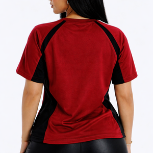 Camiseta Deportiva Roja para Mujer, Poliéster Transpirable, Jersey de Fútbol Americano, Logotipo Personalizado, Manga Raglán, Ropa de Gimnasio, Proveedor al por Mayor - Product Image 3