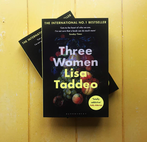 Tres Niños: Historia Inspirada en la Vida Real, Deseo, Obsesión, Vidas Ocultas (Impresión por Sublimación en Papel, Venta al Por Mayor) - Product Image 2