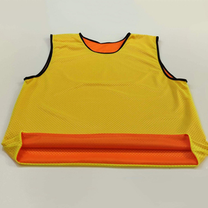 Best Selling Customized Soccer <b>Training</b> <b>Bibs</b> Open Sides Vest with Name Printing Cheap Polyester Soccer Wear for Adults - Product Image 2