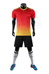 Conjunto de Camiseta de Fútbol con Cuello en V para Hombre, Color Degradado, Sublimada, Poliéster, Manga Corta, Transpirable, para Todas las Temporadas, Corte Regular - Product Image 4