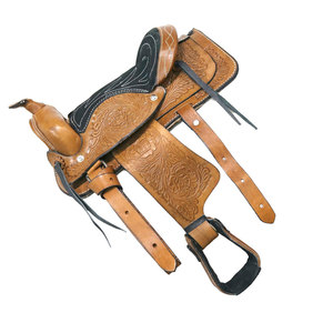 Silla de montar western de construcción duradera para viajes de larga distancia, a la venta en línea. - Product Image 3