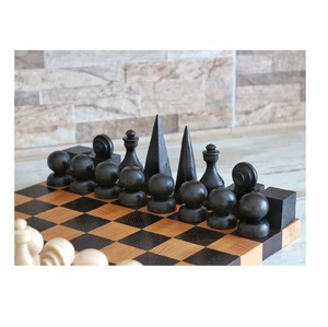 Jeu d'échecs en bois massif de qualité supérieure, pièces d'échecs géométriques nordiques modernes, grand jeu d'échecs en bois personnalisé pour adultes et enfants - Product Image 3