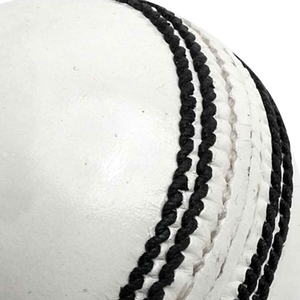 Pelota de Cricket Blanca Dura Personalizada de Alta Calidad, Pelota de Cuero Dura Deportiva al Mejor Precio, Pelotas Blancas de Cuero de Buena Calidad - Product Image 6