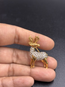 Broche de Ciervo Dorado con Cristales de Estrás Engastados, Pin Clásico de Animal, Joyería Unisex, Regalo, Chapado en Oro, Hecho a Mano, Plata - Product Image 4